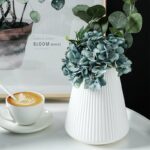 Joli vase bleu origami en plastique incassable_10