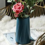 Joli vase bleu origami en plastique incassable_16