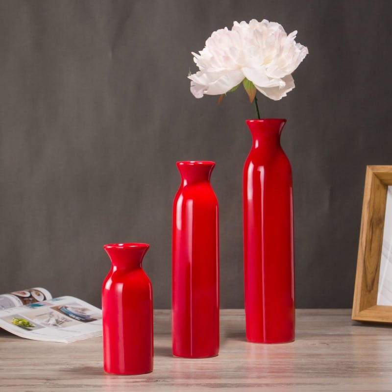 Joli vase décoratif en céramique rouge_1
