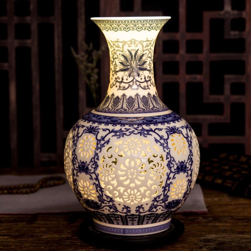 Vase chinois chic ajouré pour une décoration classique de la maison_2