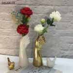 Vase décoratif à fleurs en céramique beige de style nordique_8