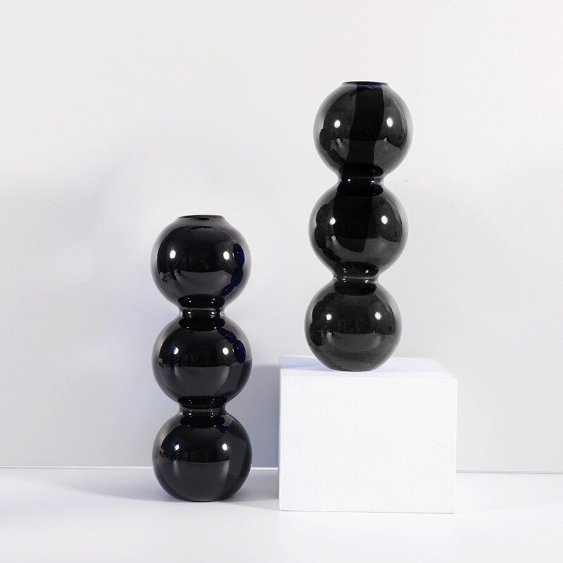 Vase design de style bougeoirs en verre noir pour salon_3