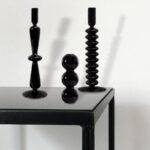 Vase design de style bougeoirs en verre noir pour salon_8