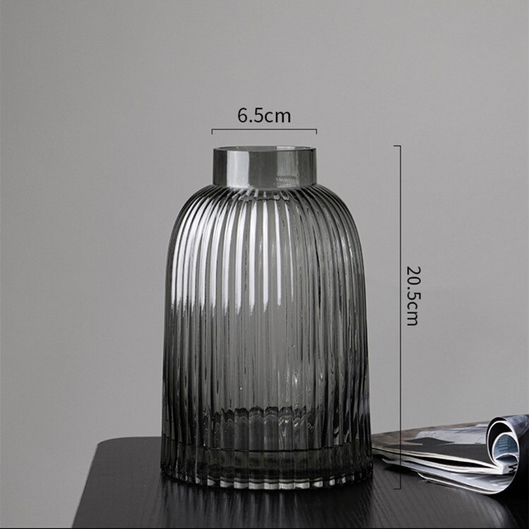 Vase design vintage nordique en verre épais géométrique noir S