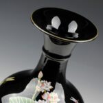 Vase grec avec motif floral en glaçure noire pour les ornements du salon_12