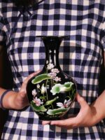 Vase grec avec motif floral en glaçure noire pour les ornements du salon_13