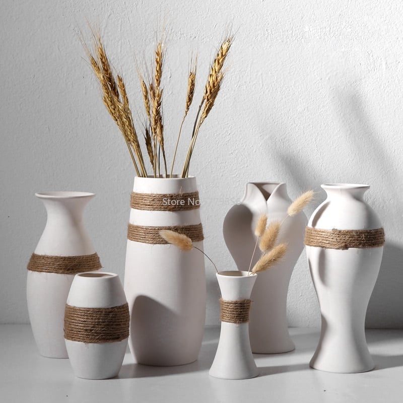 Vase grec de couleur blanc en porcelaine avec corde de chanvre_1