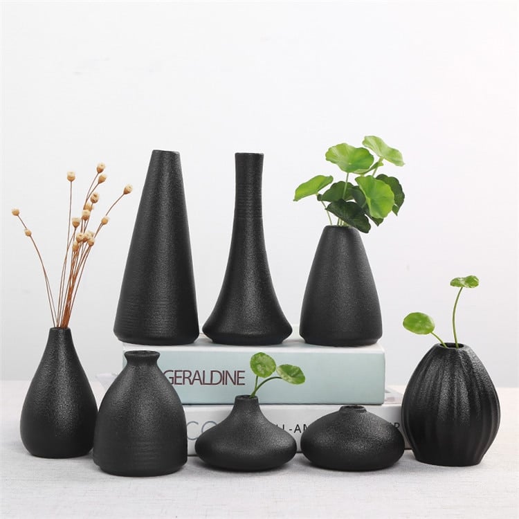 Vase nordique en porcelaine noire style vintage_1