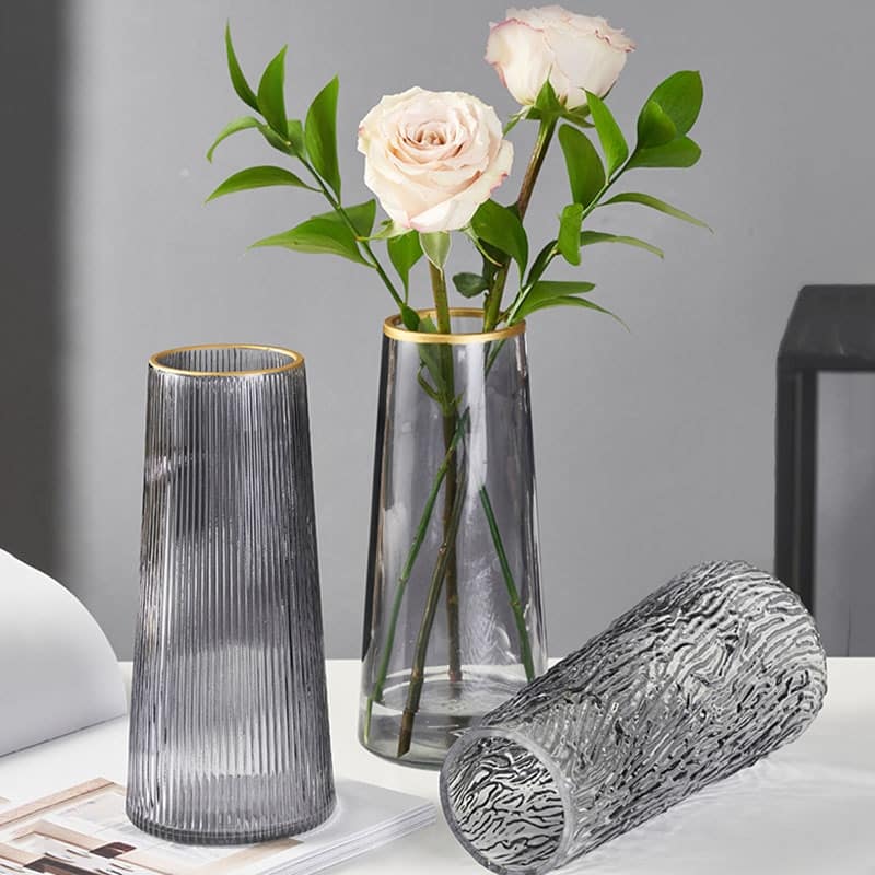 Vase pour table simple design en en verre doré_1