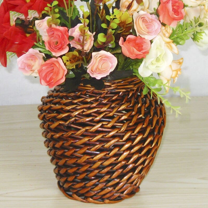 Vase simple en rotin et osier pour décoration de table_14