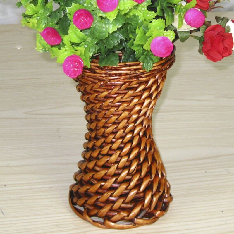 Vase simple en rotin et osier pour décoration de table Taille fine