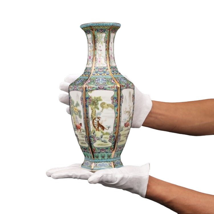 Vase chinois modèle du période de l'empereur Qianlong_1